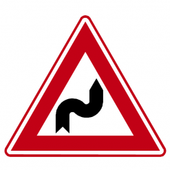 RVV Verkeersbord – J04 S-bocht, eerst naar rechts